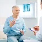 patient-asking-question.webp حقائق مخيفة حول تشخيص الطبيب للحالة الصحية للمريض