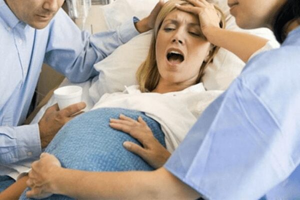 الولادة الطبيعية للبكرية